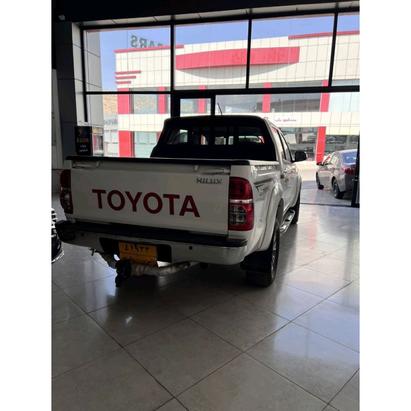 Toyota Hilux 