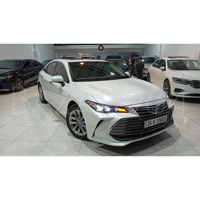 Toyota Avalon xle 2021