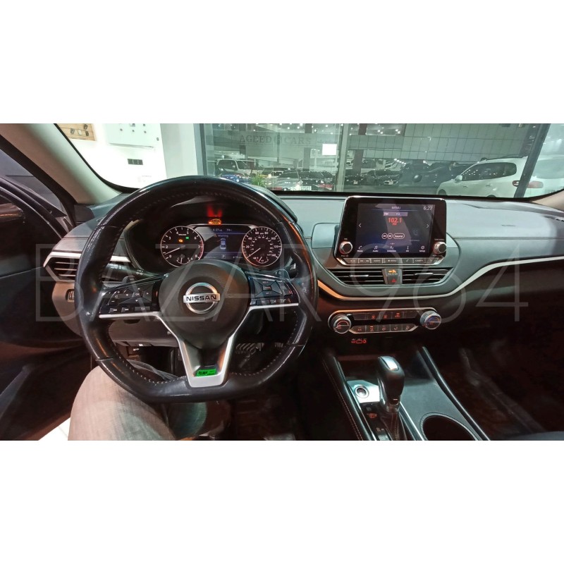 nissan Altima SR 2019