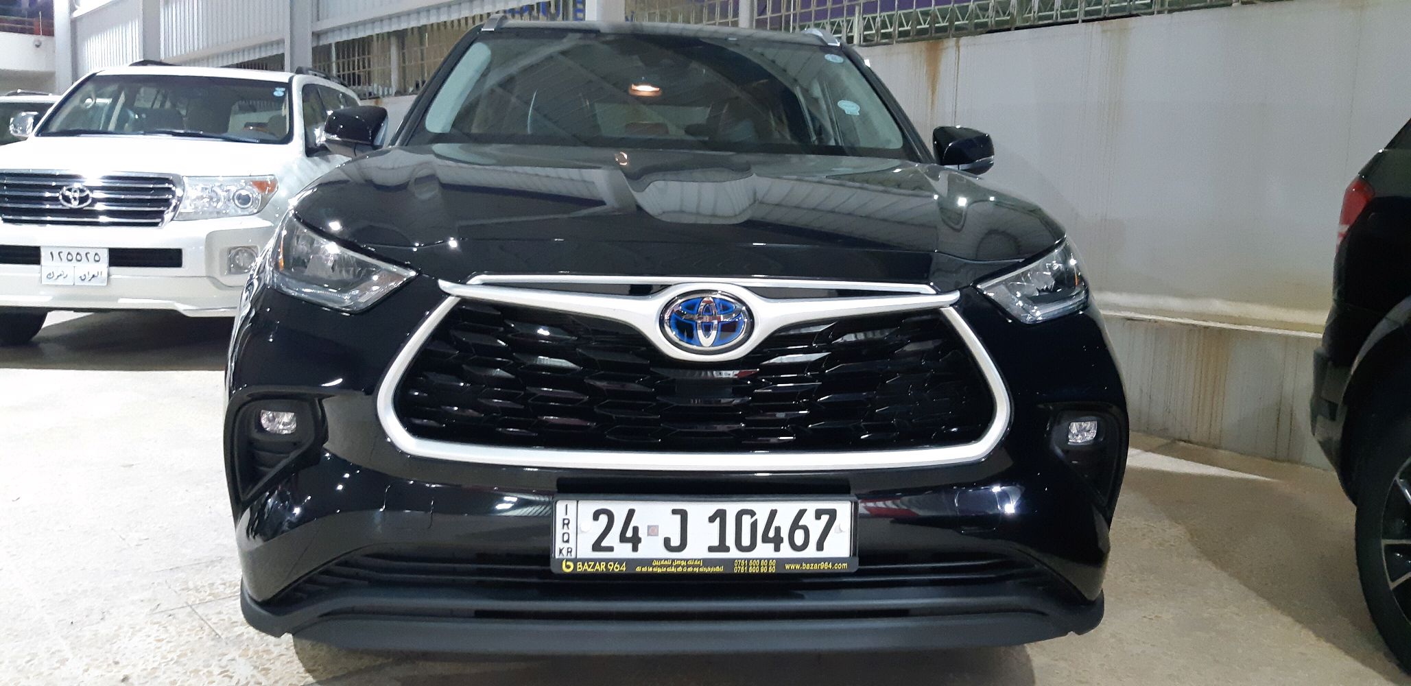 Toyota Highlander XLE hybrid 