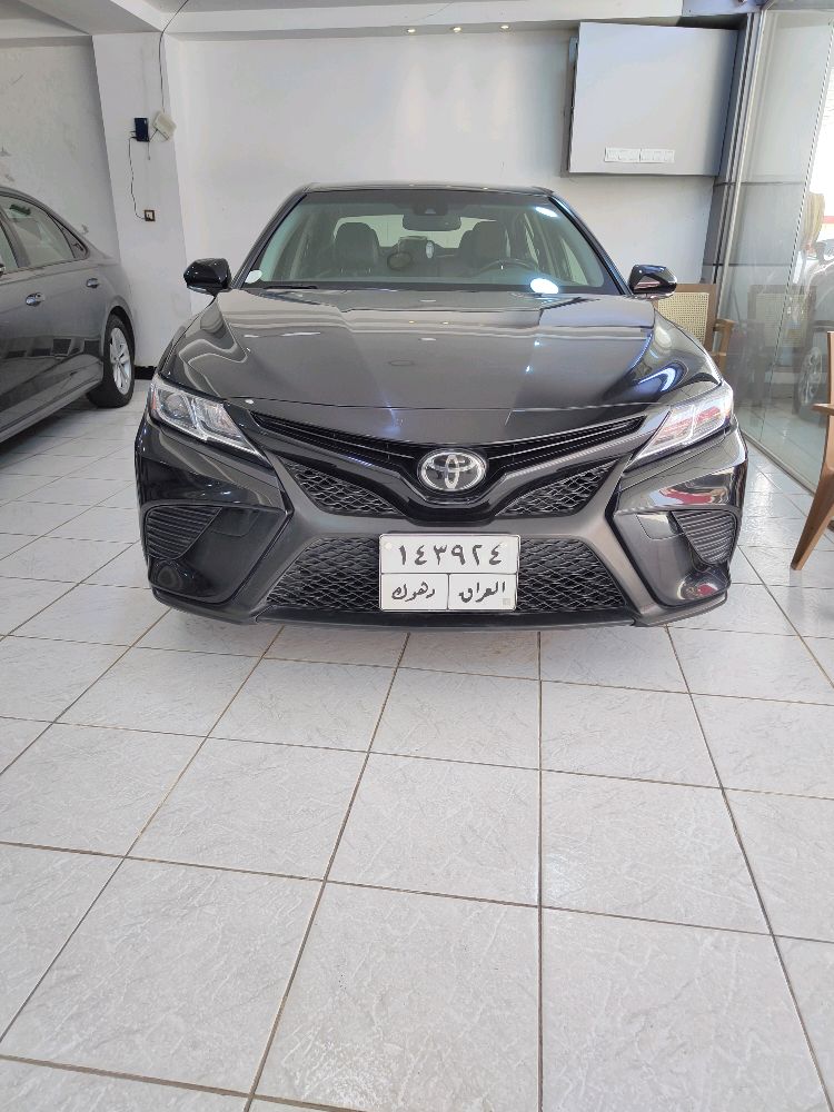 تويوتا camry se 2018