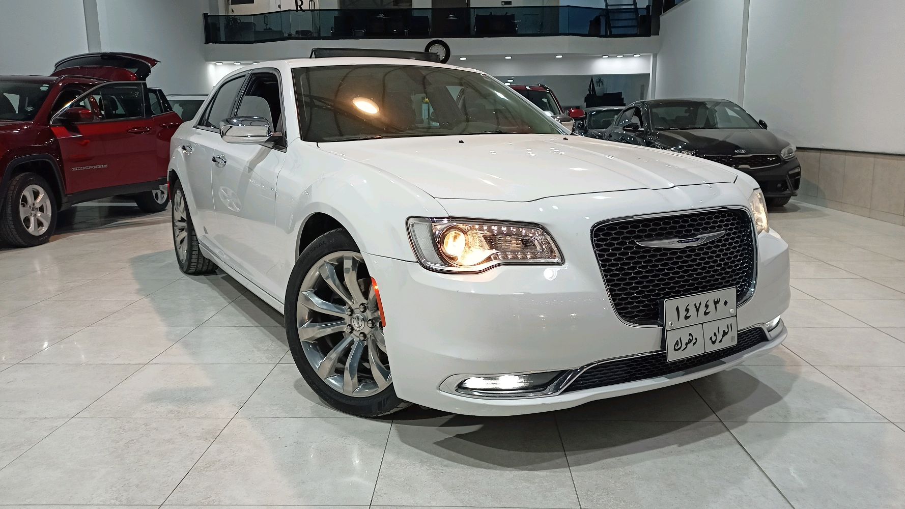 Chrysler  300 2019