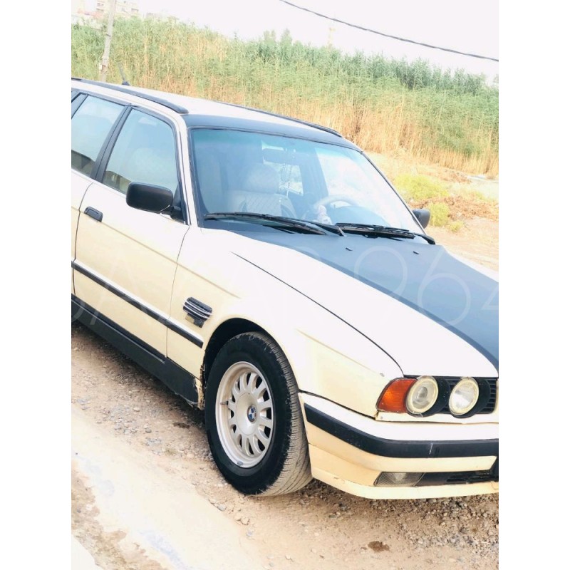 bmw موديل ٩٥ ستيسن525 