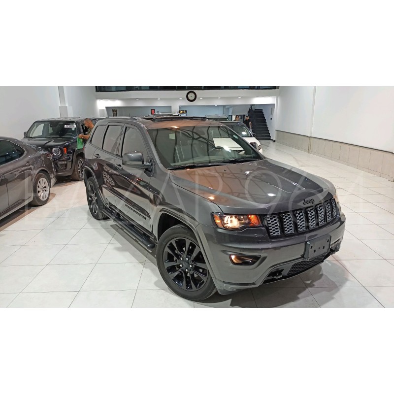 jeep grand Cherokee black top 2020