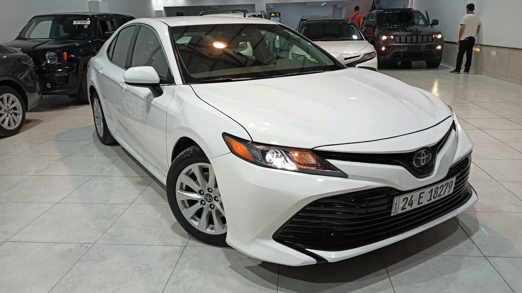 Toyota Camry le 2018