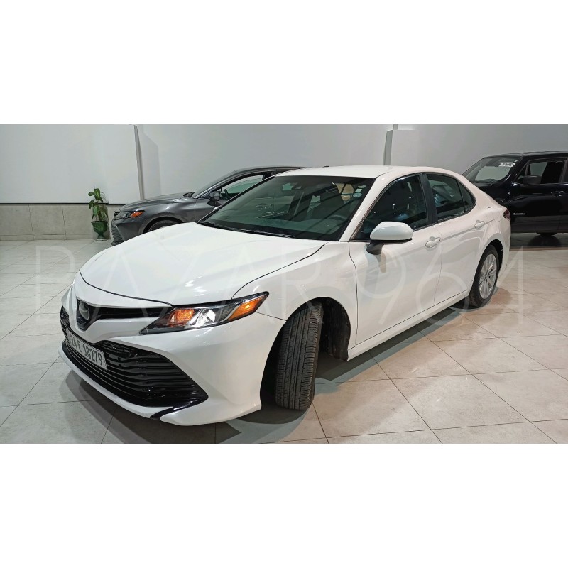 Toyota Camry le 2018