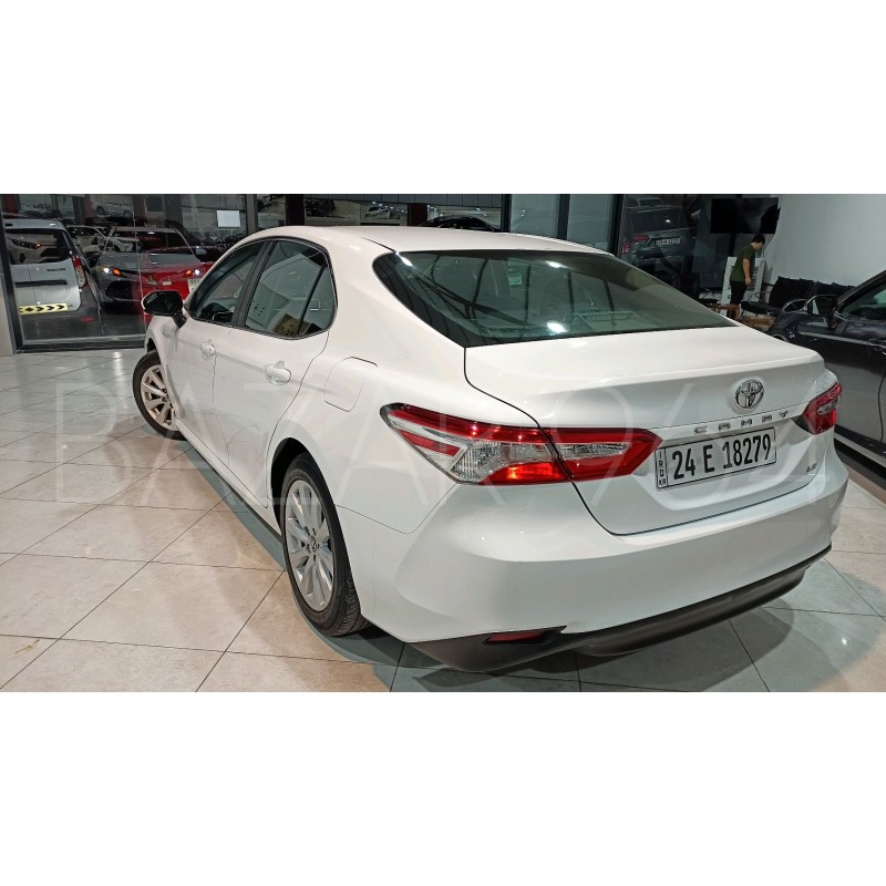 Toyota Camry le 2018