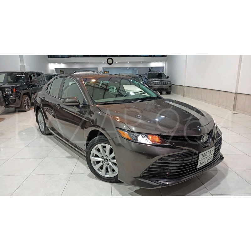 Toyota Camry le 2019