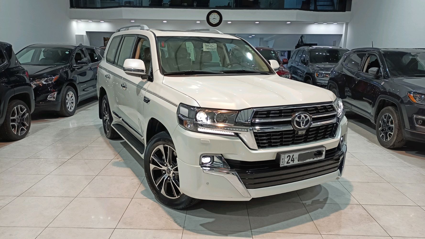 Toyota land cruiser GXR grand touring 2021