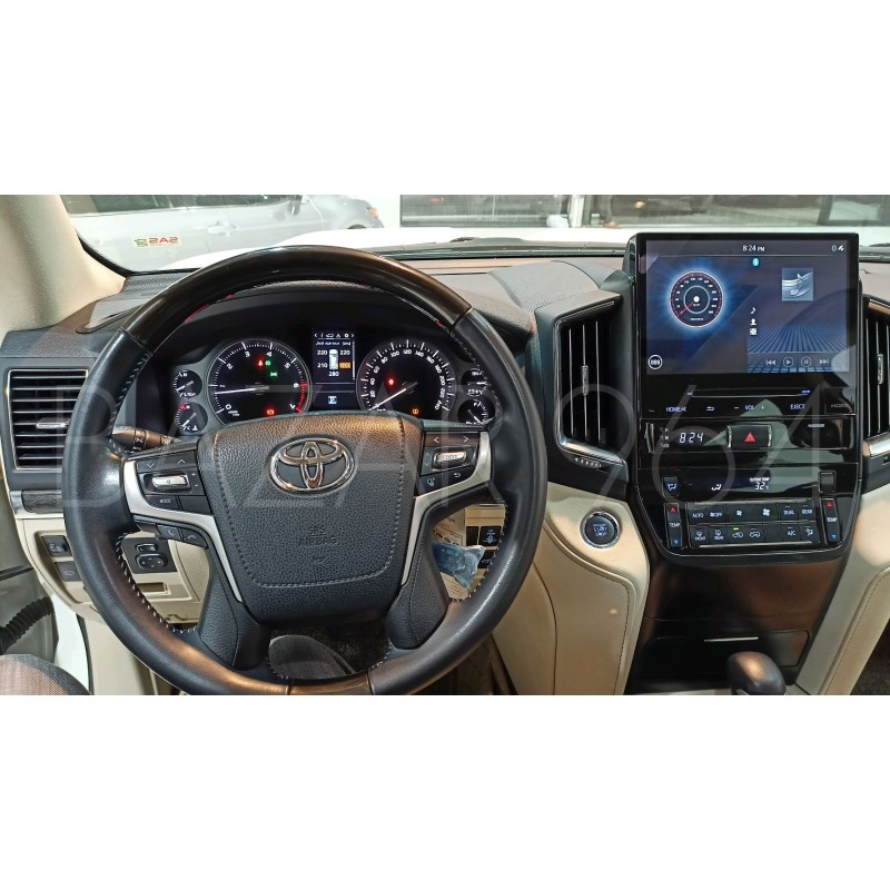 Toyota land cruiser GXR grand touring 2021