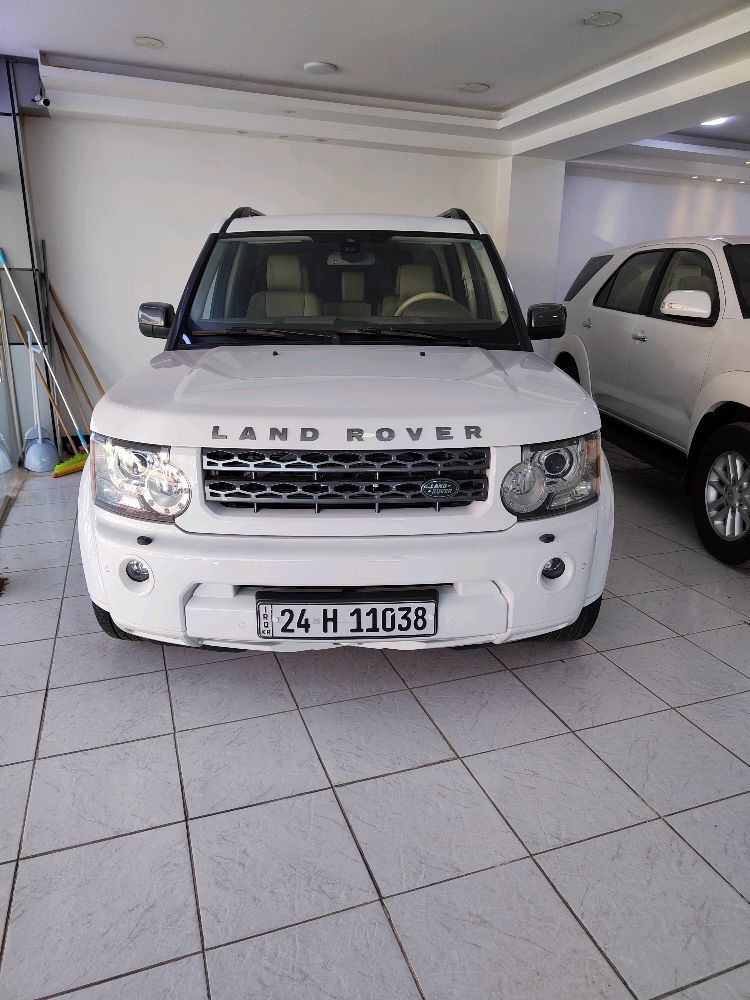 land rover LR4 2011