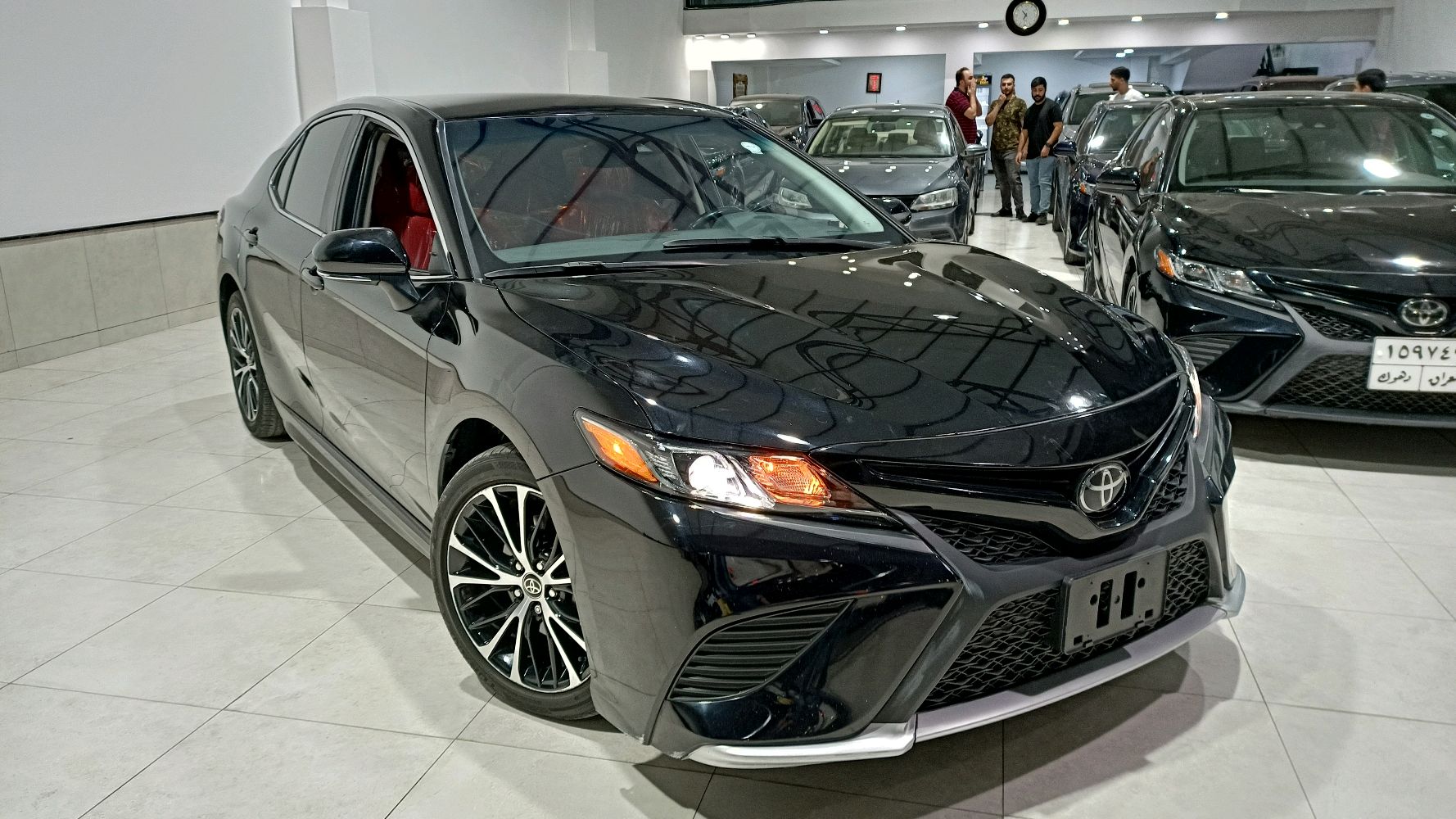 Toyota Camry se+ 2020