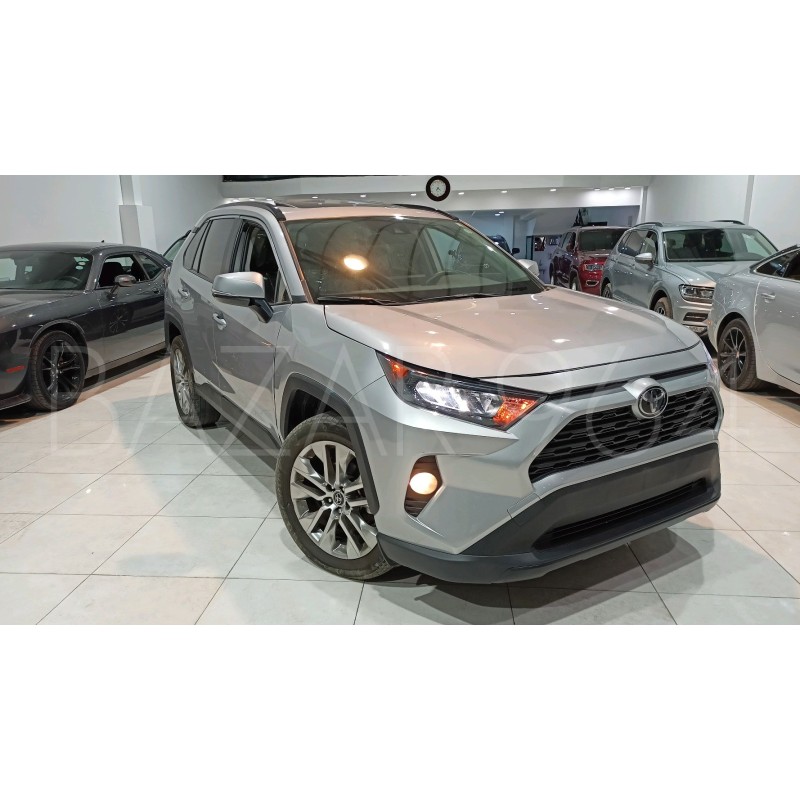 Toyota RAV4 XLE premium AWD 