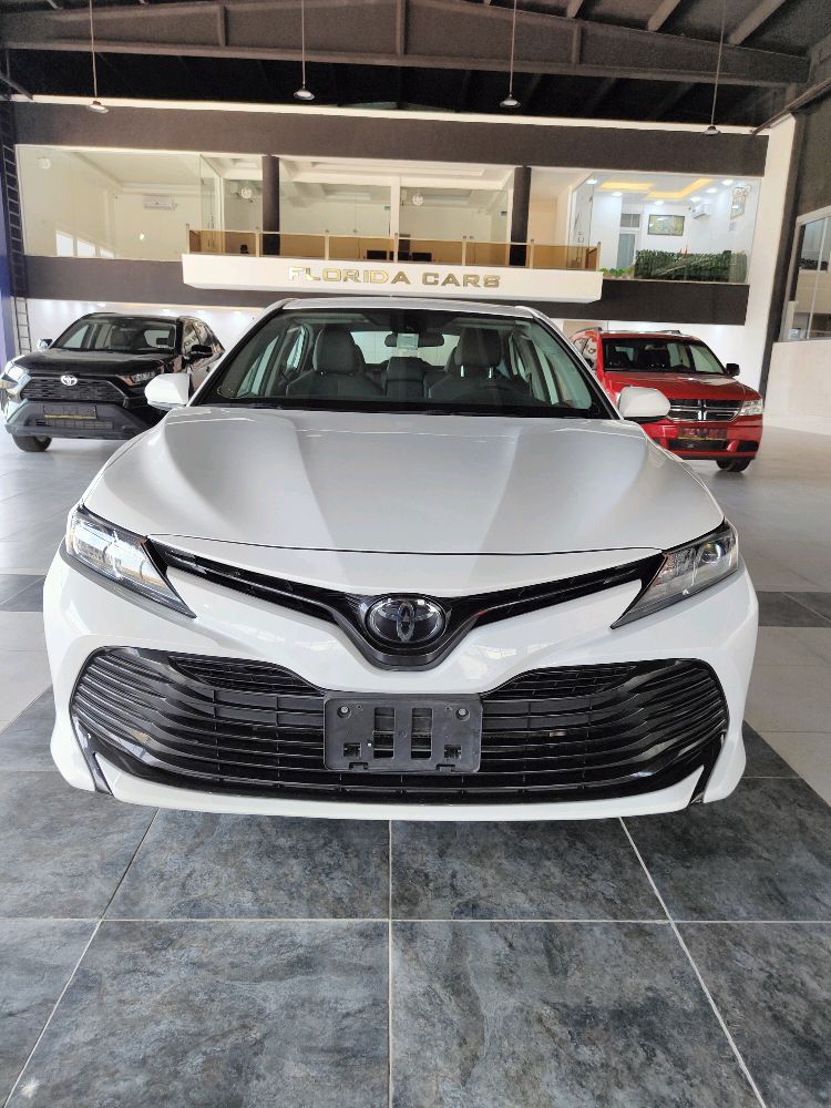 تويوتا camry le