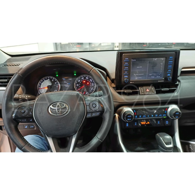 Toyota RAV4 XLE premium AWD 